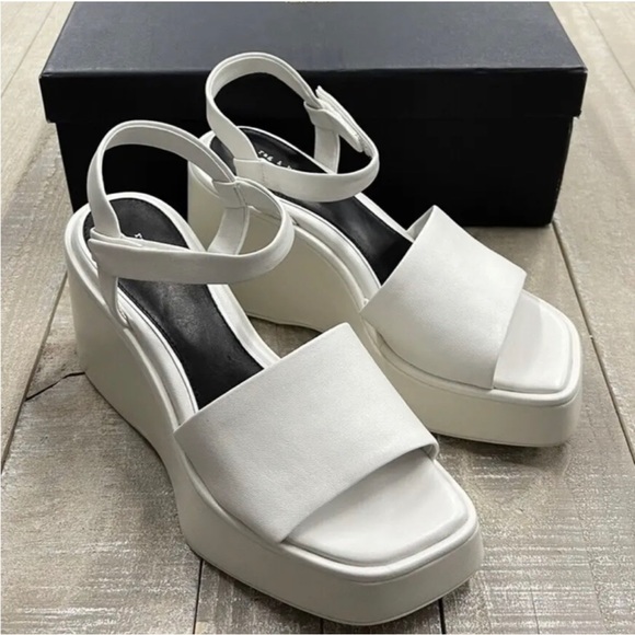 Rag & Bone Byron Sandal in Antique White Size 7 - Picture 2 of 11